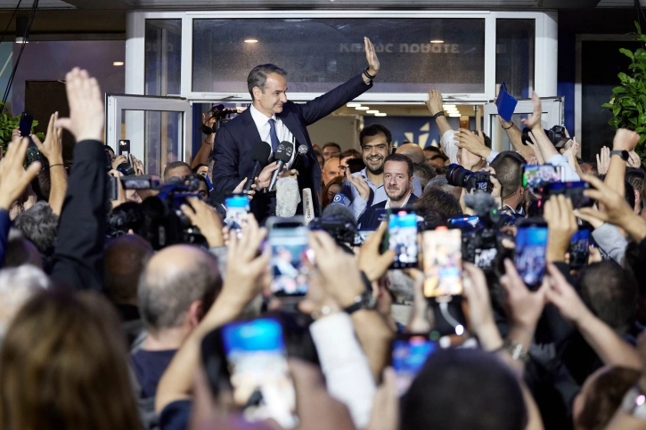 Нова демократија убедлив победник на парламентарните избори во Грција