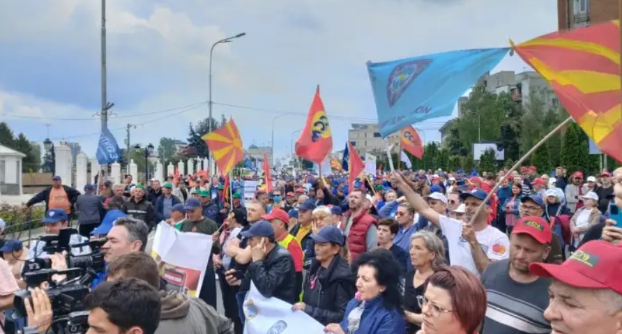 Се бараат зголемени и достоинствени плати за работниците: Со протести синдикатите ќе го „прослават“ 1-ви Мај