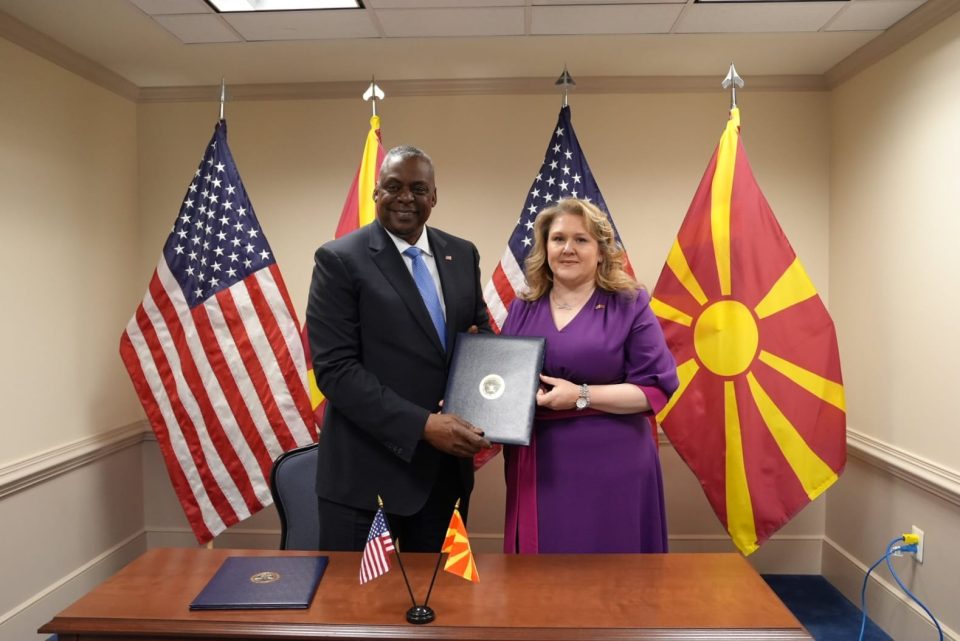 Северна Македонија и САД потпишаа десетгодишен план за соработка во одбраната