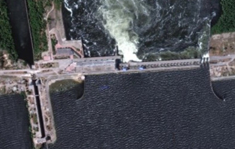 Њујорк тајмс: Русија е одговорна за уништување на браната Каховка