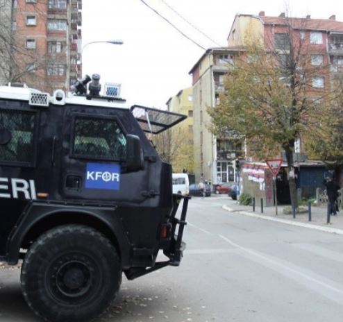 Српската армија испрати барање до КФОР да ги заштити Србите на Косово