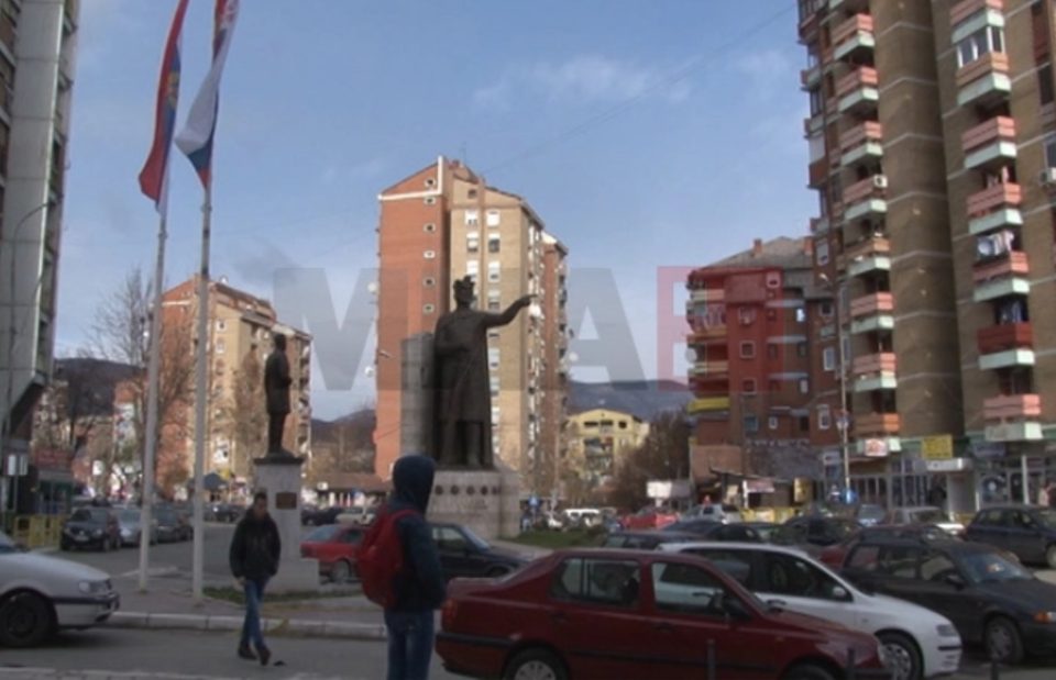 Ноќеска експлозии во близина на полициските станици во Звечан и Северна Митровица