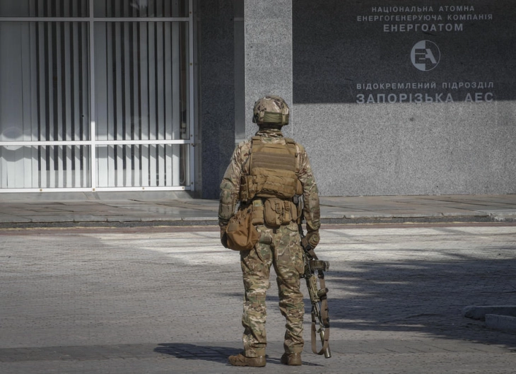 Киев тврди дека руската армија заминува од нуклеарната централа Запорожје