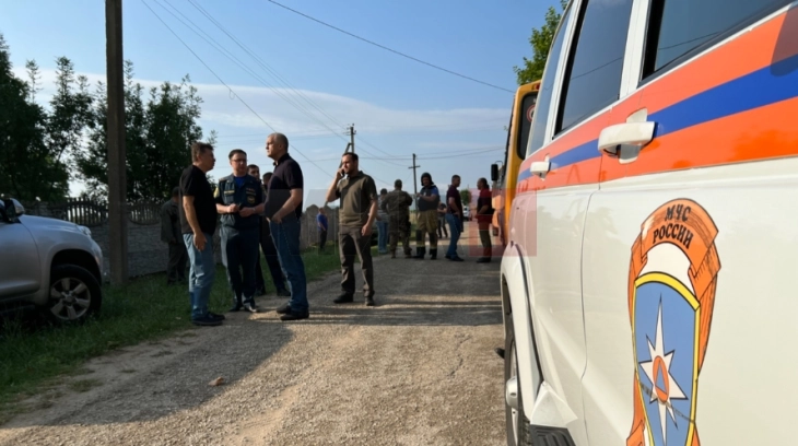 Гори руска воена база, евакуација на 2.000 луѓе