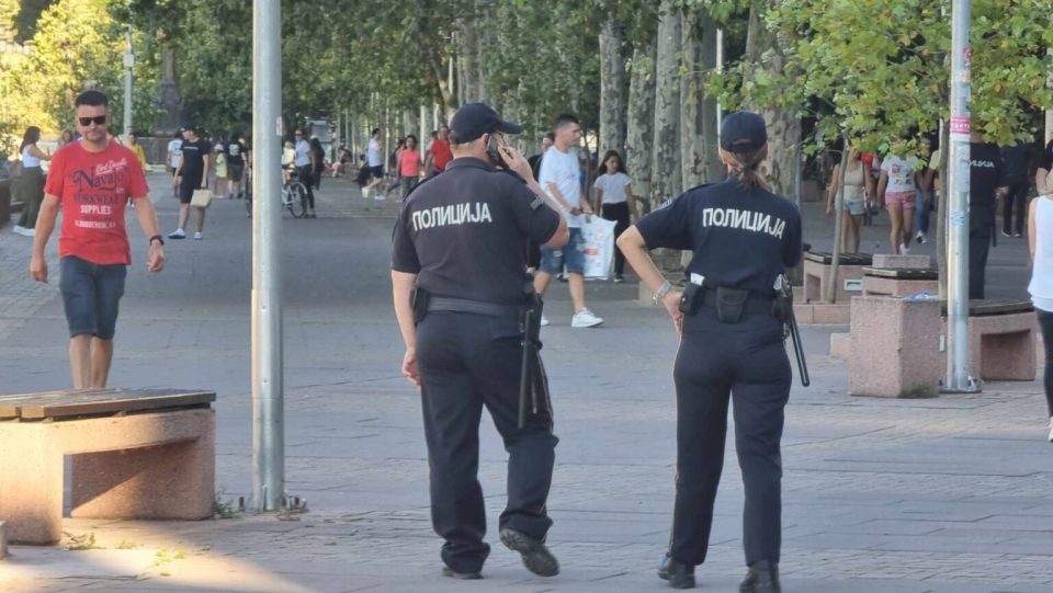 ФОТО: Полицијата на готовс, во центарот на Скопје не може пиле да прелета