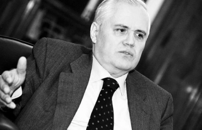 Почина поранешниот претседател на Србија, Милан Милутиновиќ