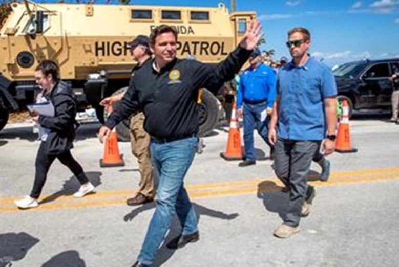 Гувернерот на Флорида, Рон ДеСантис, доживеал сообраќајна несреќа