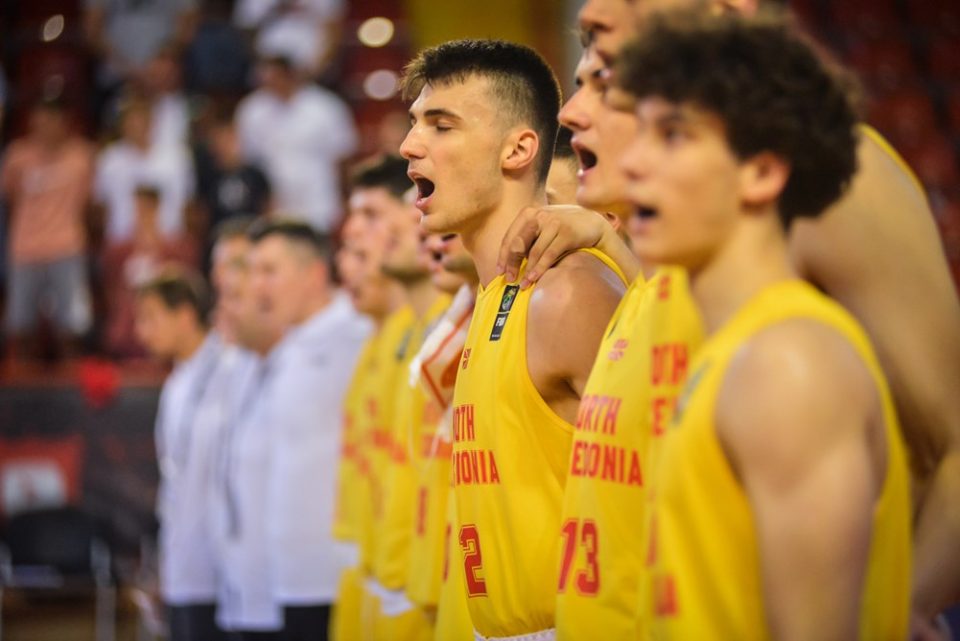 Македонија го загуби финалето од Чешка, но целта е остварена – пласман во А-дивизија