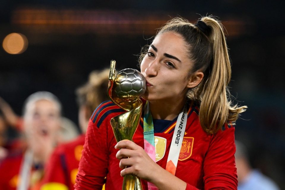 Фудбалерката Кармона дознала дека татко ѝ починал моменти откако ѝ донесе злато на Шпанија