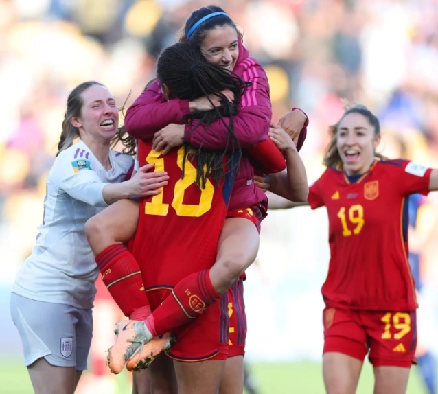 Шпанија и Шведска први полуфиналисти на женскиот Мундијал во фудбал