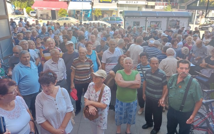 Прилепските пензионери ги продолжуваат протестните собири за линеарно зголемување на пензиите