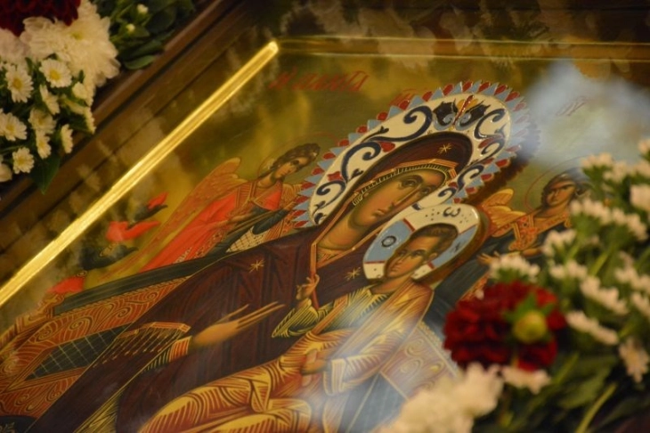 Вечерна богослужба и литија во црквата Рождество на Пресвета Богородица во Скопје
