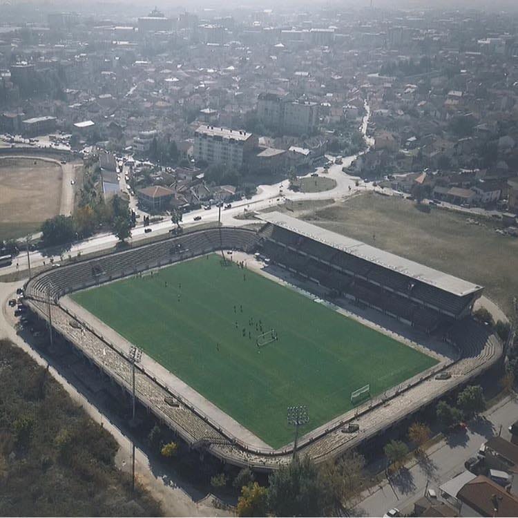 Реакција на Општина Тетово: Градскиот стадион да се користи само за фудбалски натпревари во Првата лига