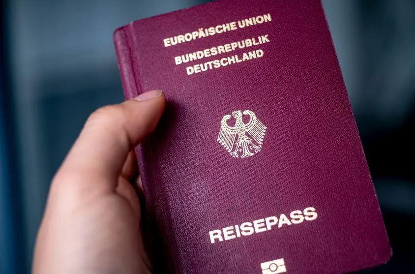 Германската Влада го одобри Законот за двојно државјанство