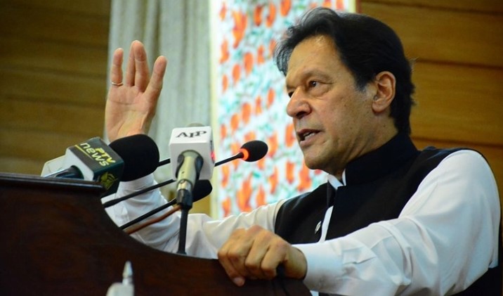 Покрената нова истрага против поранешниот пакистански премиер Кан поради наводно оддавање државни тајни