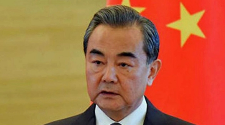 Шефот на кинеската дипломатија од Сингапур ја почнува турнејата во југоисточзна Азија