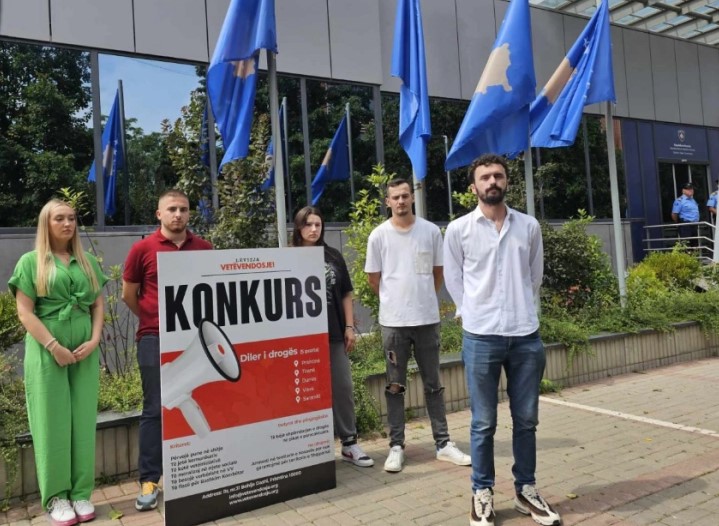 „Конкурс за дилери на дрога“ – акција на косовската опозиција пред владата