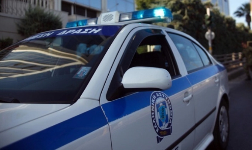 Злоупотребувале жени, правеле лажно ин витро и нелегални посвојувања – на Крит разбиена криминална организација
