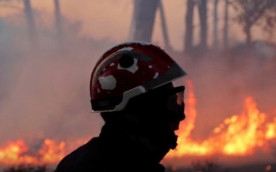 Единаесет лица се водат како исчезнати во пожар во Франција