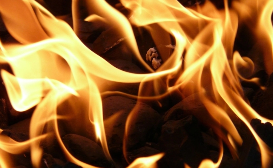 Пожар во Дебрца, гореше нива