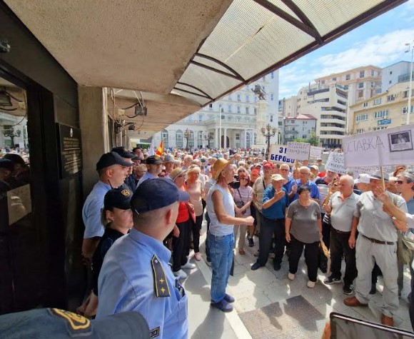На пат кон Скопје за да присуствува на простест загина пензионер од Неготино
