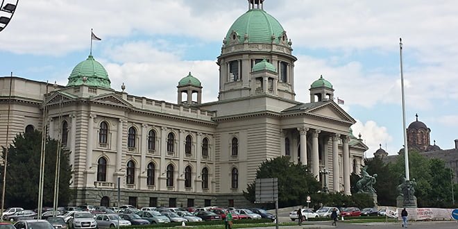 Српската влада предложи распуштање на Собранието и распишување избори