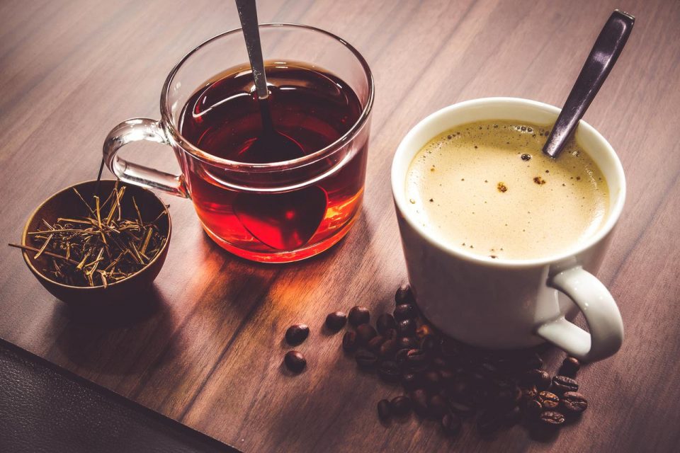 Кафе или чај: Кој пијалак е подобар за вашето здравје?