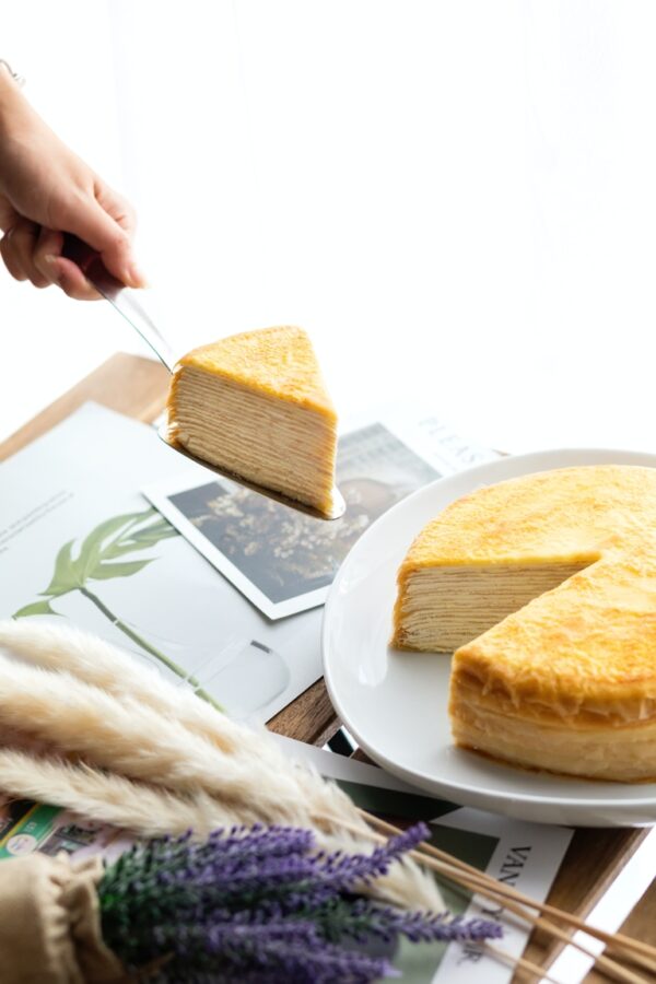 Торта од палачинки на три начини: брз, едноставен и вкусен десерт кој сите го сакаат