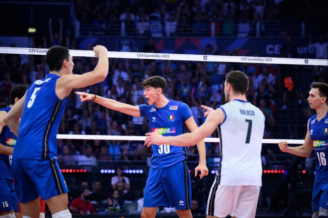 Италија и Полска во финалето на Европското првенство во одбојка