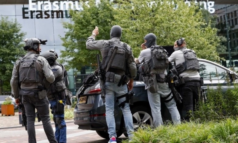 Неколкумина загинати во вооружен инцидент во Ротердам
