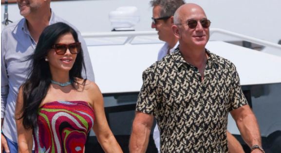 „Ова е љубов“: Објавата на свршеницата на милијардерот Џеф Безос ги воодушеви нејзините следбеници