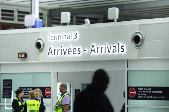 Во Франција повторно евакуирани неколку аеродроми поради закани за бомби
