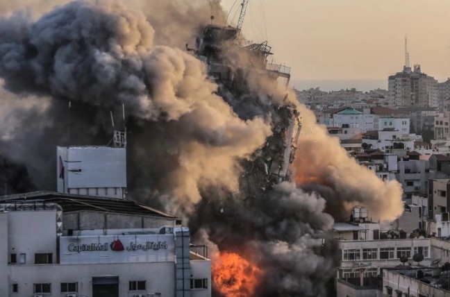 Израелската армија соопшти дека во изминатите денови фрлила 6.000 бомби врз Газа