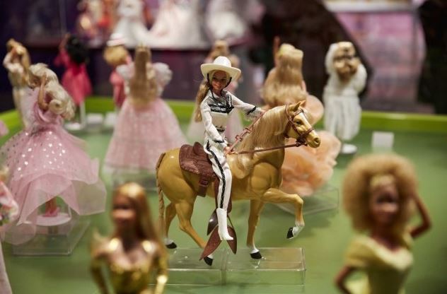 Барби ќе го прослави 65-тиот роденден со специјална изложба: Ќе бидат изложени уникатни предмети