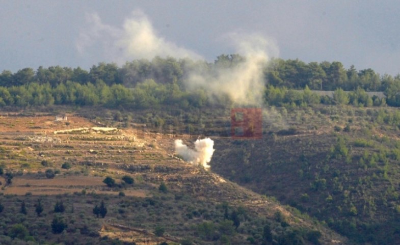 Кон Израел истрелани ракети од Газа и Либан, израелската армија возврати