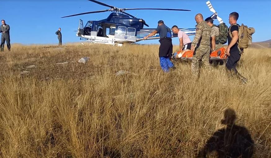 ВИДЕО: „Тигрите“ спасија повреден планинар на Осоговските планини, со хеликоптер на МВР пренесен во Клинички