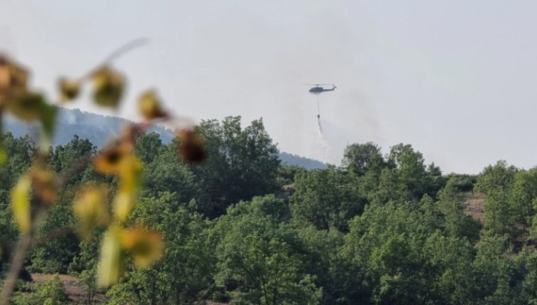 ЦУК: Активни два пожари, вчера регистрирани 26 во Македонија
