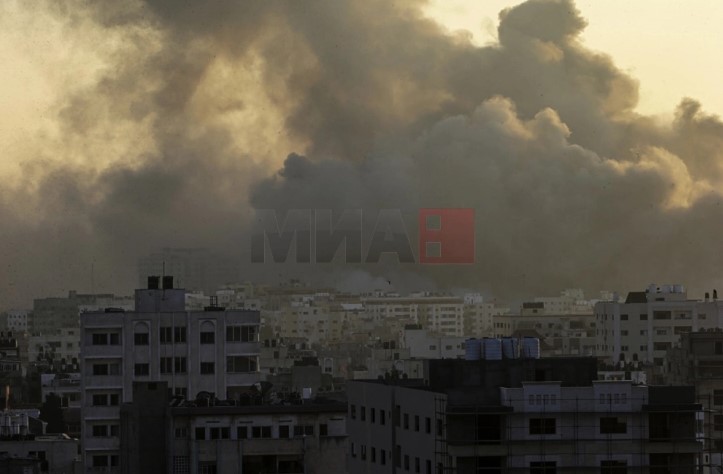 Израелска војска тврди дека „елиминирала“ 130 терористи, опколен градот Газа
