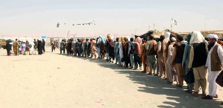 Повеќе од 200.000 авганистански бегалци протерани од Пакистан