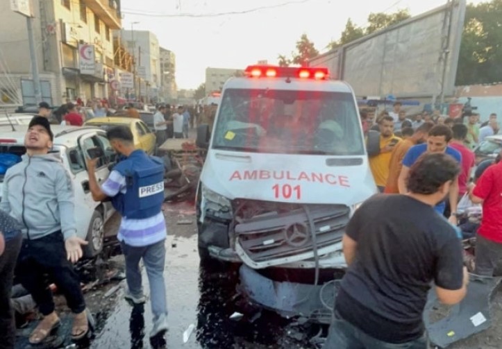 Петнаесет загинати, 60 ранети во израелски напад врз амбулантни возила во Газа